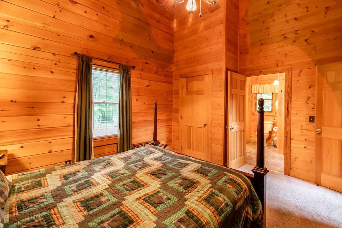 Nice View Fireplace, Hot Tub, Porch Bed, Private سيفيرفيل المظهر الخارجي الصورة