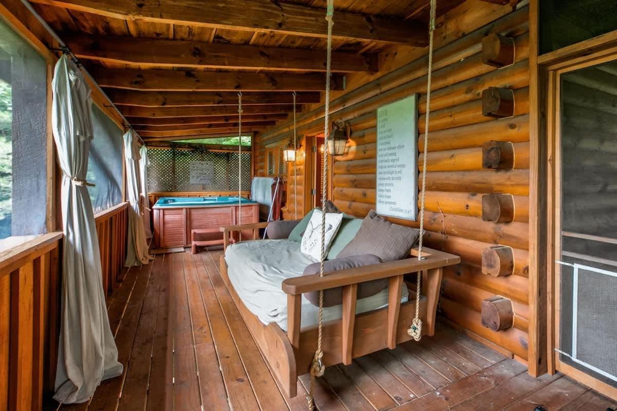 Nice View Fireplace, Hot Tub, Porch Bed, Private سيفيرفيل المظهر الخارجي الصورة
